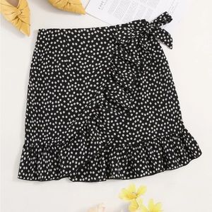 NWOT Shein Floral Skirt